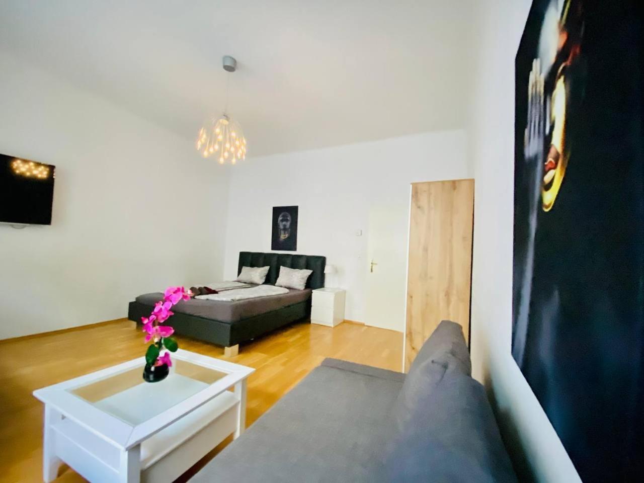 Apartment Cozy 2br For 6p, 10min Transport To Stadthalle